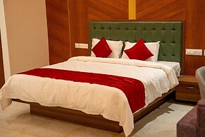 Hotel SRR Grand