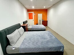 Hotel O S Homestay Premium