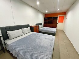 Hotel O S Homestay Premium