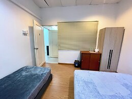 Hotel O S Homestay Premium