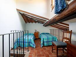Flat With Swimming Pool and air Conditioning