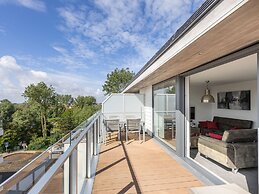 Bright Apartment With Sunny Terrace