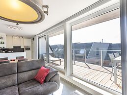 Bright Apartment With Sunny Terrace