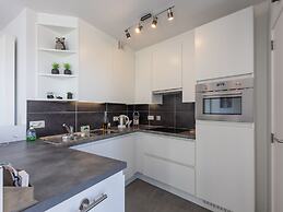 Bright Apartment With Sunny Terrace