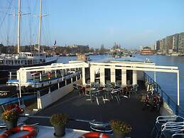 Hotelboat Iris