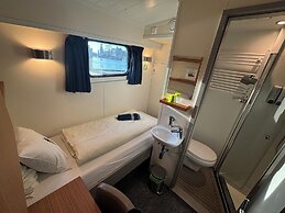 Hotelboat Iris