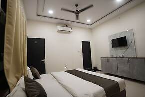 Hotel Dev kripa