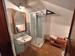 2bed-restored Farmhouse-san Gimignano-pool