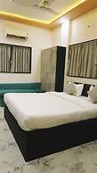 Hotel Sahara Residency