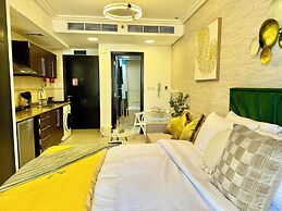 Cosmos Living Sleek and Stylish GCV2