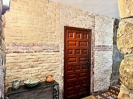 Farmhouse Apartment With Pool