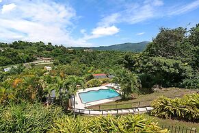 Nice Pool w Breathtaking Mountain Views BBQ