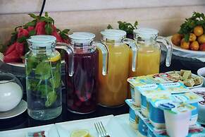 Rio Hotel