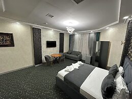 Riva Hotel
