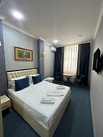 Riva Hotel