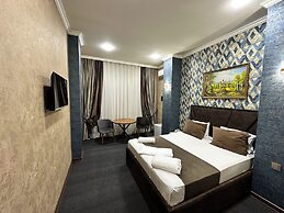 Riva Hotel