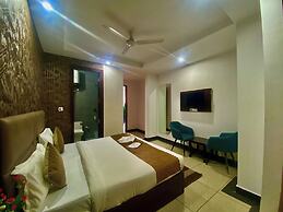 Hotel Ambience Plaza