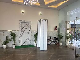 Hotel Ambience Plaza