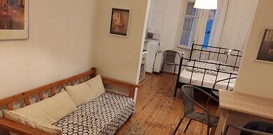 Cosy Open Large Studio By Galerious Parace YR1