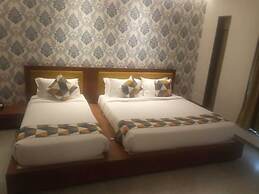 The Pramukh Hotel