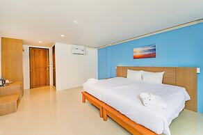 De Blue Sea Rawai
