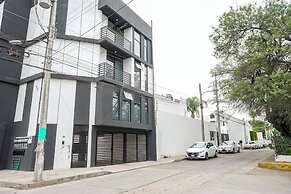 1BR Flat with Smart Access & Parking