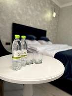 Afruza Hotel