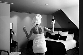Hotel BLINK