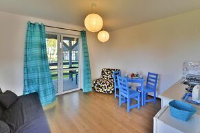 Holiday Studio With Terrace