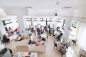 Hotel Grand Meeting