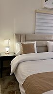 Eighth Wonders Hotel