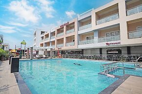 Royal Palace Beach Resort