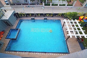 Royal Palace Beach Resort