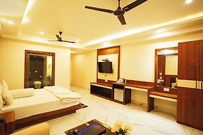 Royal Palace Beach Resort