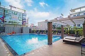 Royal Palace Beach Resort