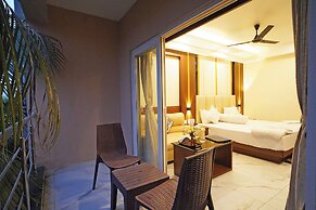Royal Palace Beach Resort