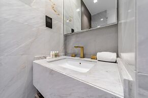 DXB - Five - 30308 - PJ