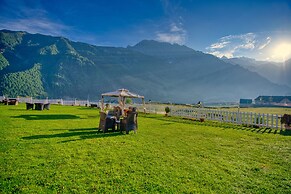 Golden Meadows Hotels & Resorts
