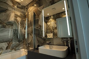 Roze Boutique Apartments