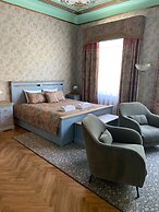Roze Boutique Apartments