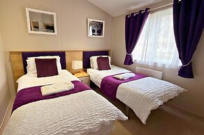 Meadows 33 Hot tub - Southview Holiday Park