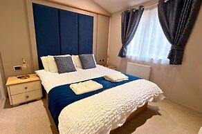 Meadows 33 Hot tub - Southview Holiday Park