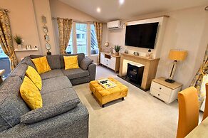Meadows 33 Hot tub - Southview Holiday Park