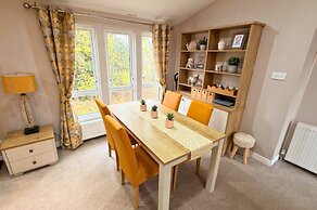 Meadows 33 Hot tub - Southview Holiday Park