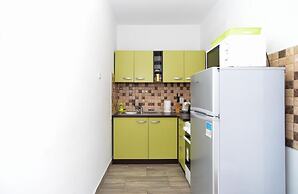 Spacious Flat With Pool Just 300m From the Beach