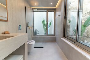 Akres Luxury Sea View Villas