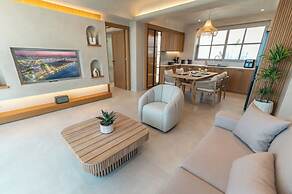 Akres Luxury Sea View Villas