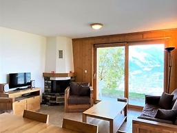 Luxury Apartment Amidst Hills