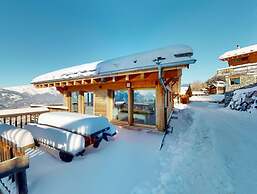 Egg Sauna & Luxury Chalet 16 Pers