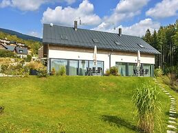 Comfortable Villa With Beautiful View